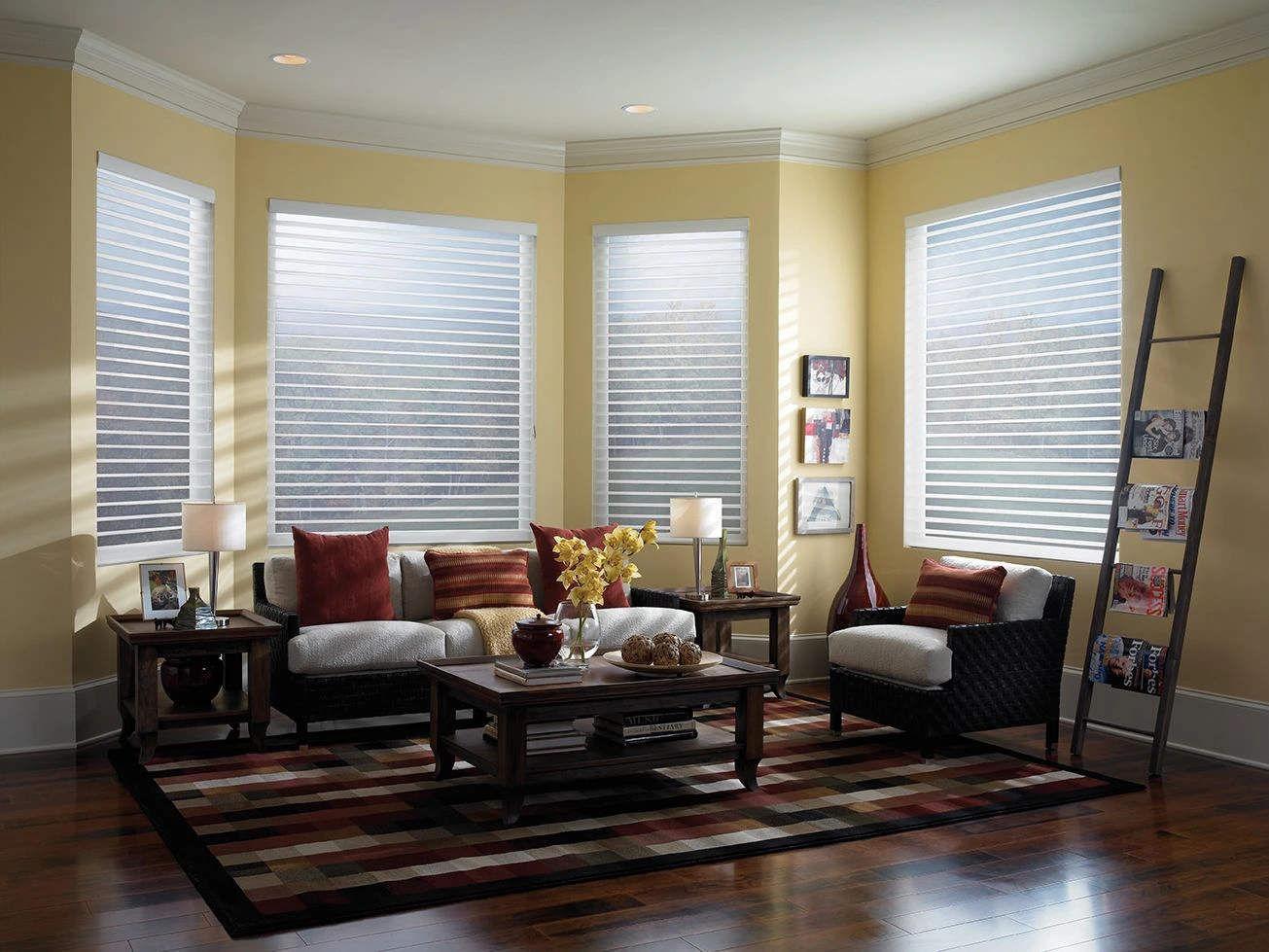 Vertican sheer-shading host-family example. The picture does not establish an installed motor.